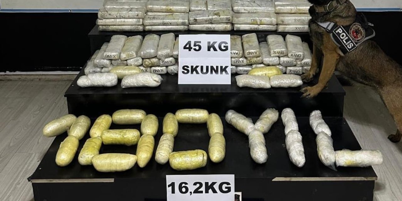 Hakkari'de kamyonda 61 kilo uyuşturucu ele geçirildi