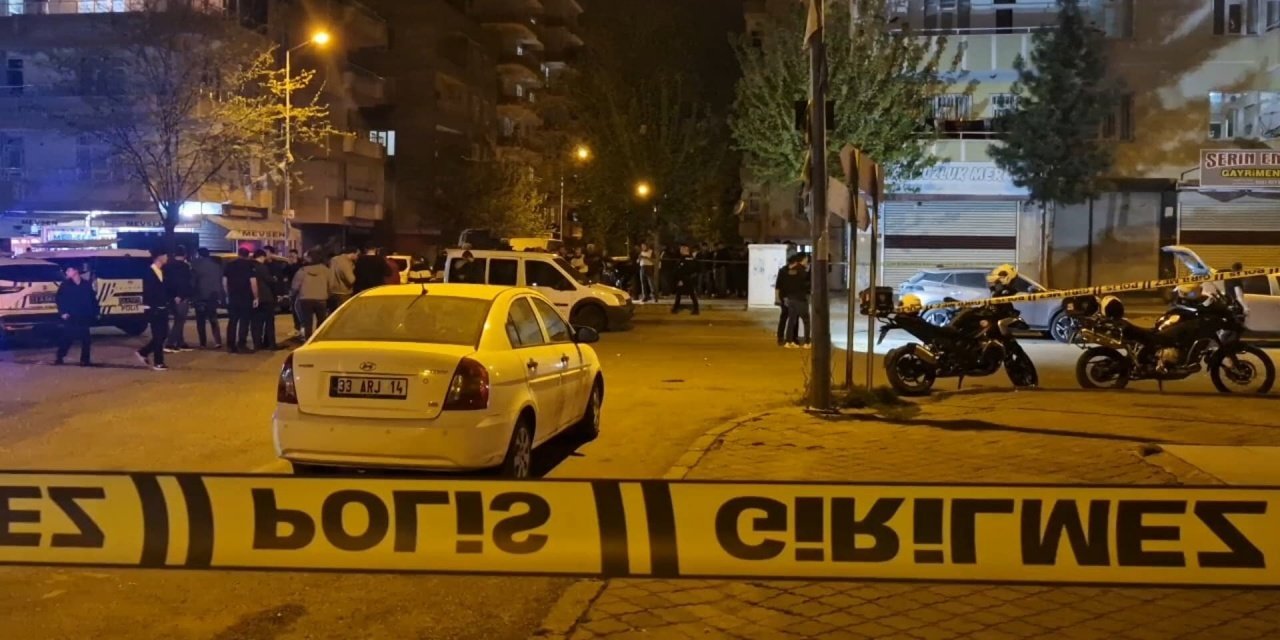 Diyarbakır'da silahlı kavga: 1'i polis olmak üzere 10 kişi yaralandı