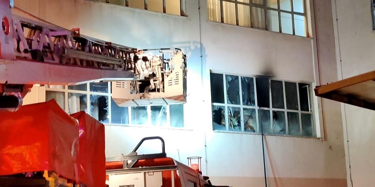 Huzurevinde yangın çıktı: 17 kişi hastaneye kaldırıldı