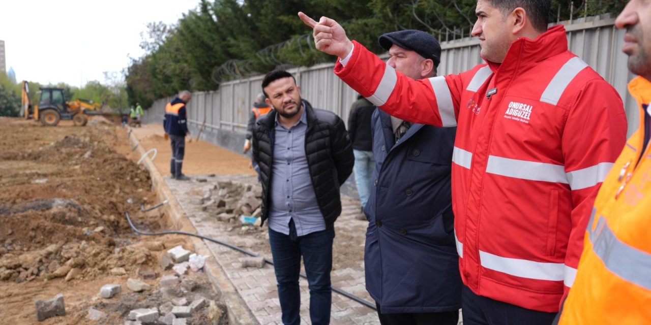 Başkan Adıgüzel İkinci Kent Bostanı'nı Ziyaret Etti