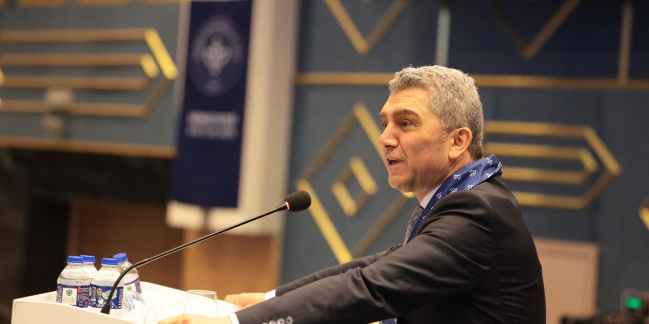 Hürriyetçi Eğitim Sen'den Sert Tepki: “Milli Eğitim Bakanı Yusuf Tekin İstifa Etmeli”