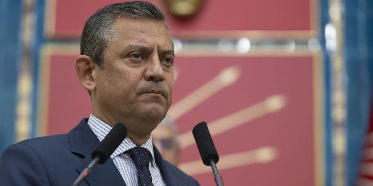 Özel'den Bahçeli'ye: ‘Sandıksız Türkiye’ye mi destek oluyorsun demokrasinin yanında mı duruyorsun?’