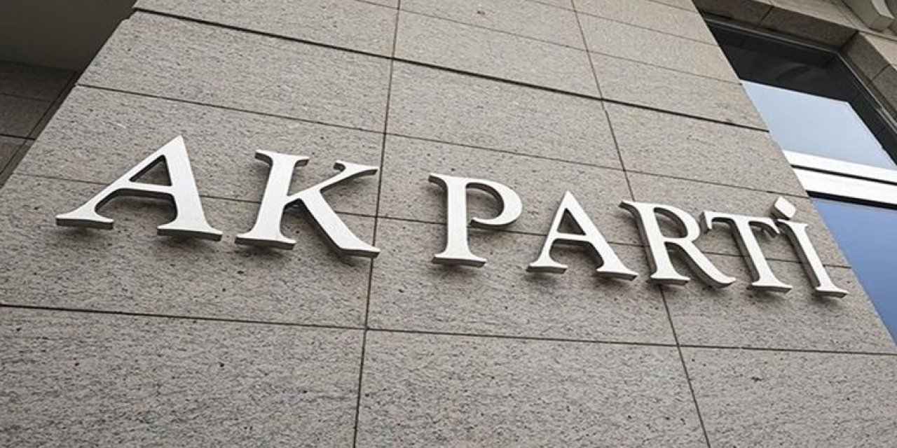 Özgür Özel'e yumruklu saldırı! İlk tepki AKP'den geldi: 'Saldırgan hukuk önünde hesap verecek!'