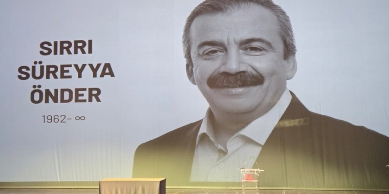 Sırrı Süreyya Önder, AKM'deki törenle son yolculuğuna uğurlandı