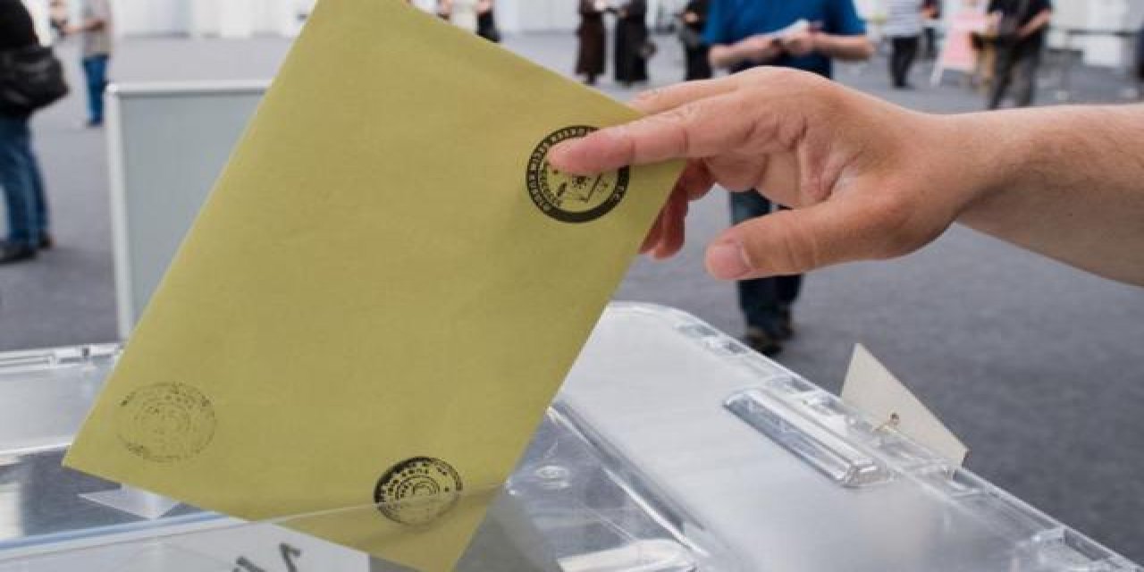 Mümtaz’er Türköne: Felaket tablosundan çıkış için erken seçim dışında akla uygun bir çare bırakmıyor