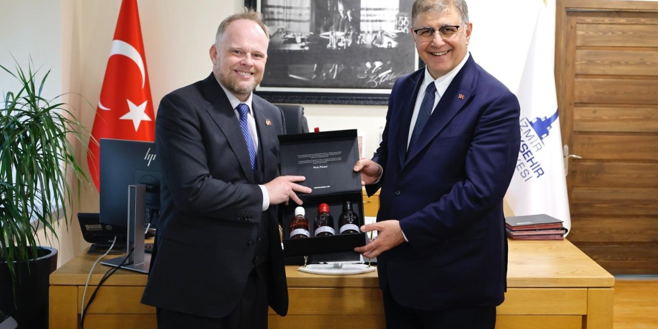 Kanada ve İzmir arasında kültürel ilişkiler gelişecek