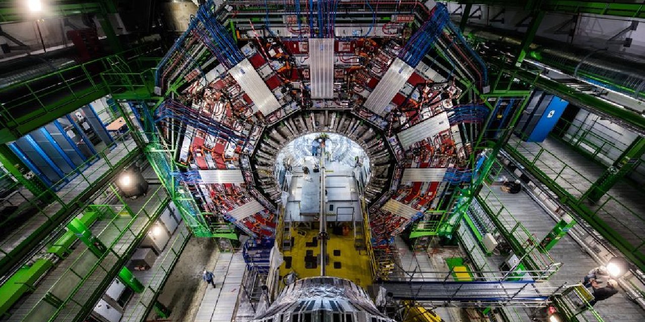 Simyacıların hayali gerçek oldu: CERN'de kurşun altına dönüştürüldü