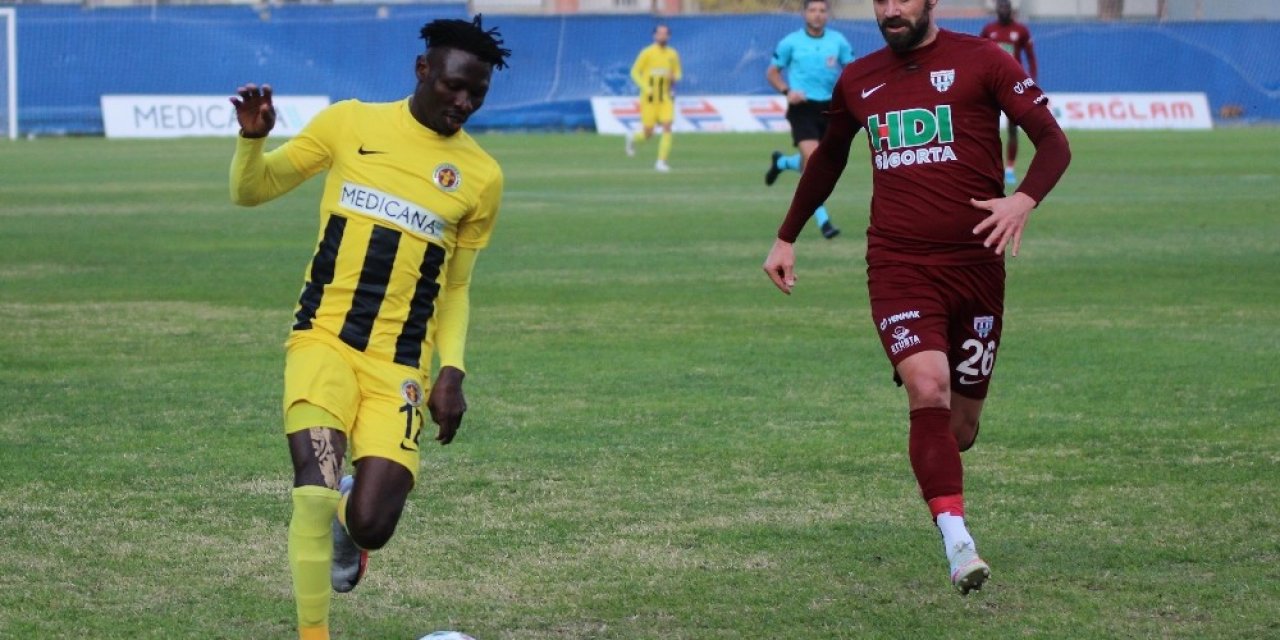Menemenspor-Royal Hastanesi Bandırmaspor: 1-1