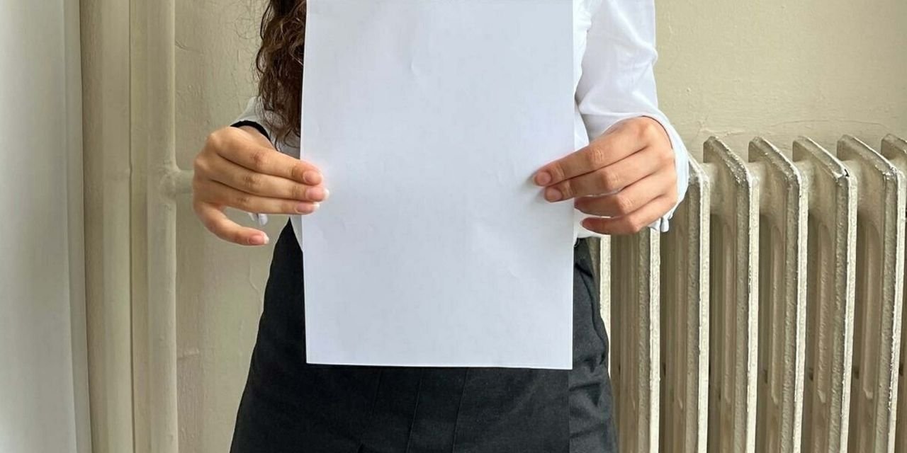 A4 kağıdıyla sosyal medyada yarış var: Uzmanlar tehlikeye dikkat çekti