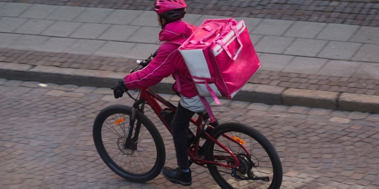 Kuryelikte yeni dönem: Kayıt zorunluluğu ve kadın şoföre teşvik