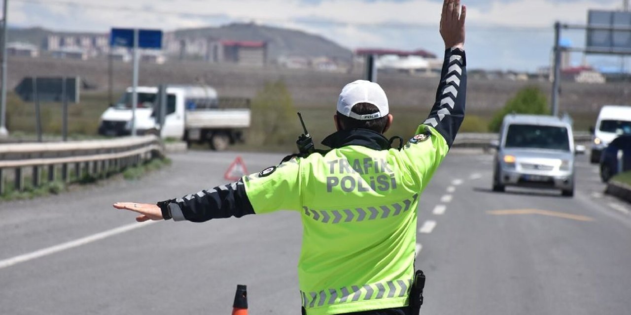 Yargı paketinden trafik cezaları çıktı: Hangi suçların cezaları artıyor?