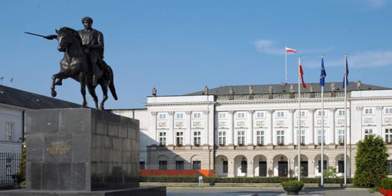 Polonya'da cumhurbaşkanlığı seçimini Trump'a yakın Nawrocki kazandı