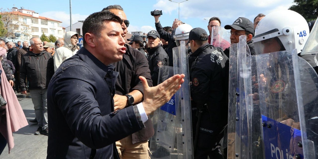 Marmaris Belediye Başkanı Acar Ünlü hakkında dava açıldı