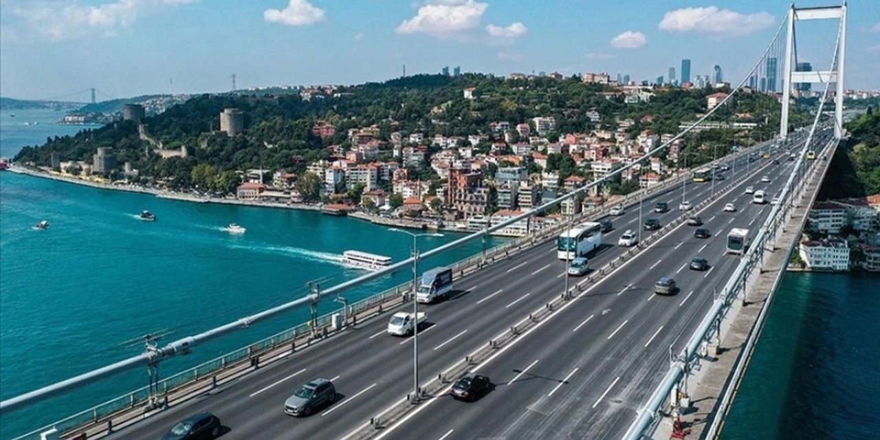 Otoyol geçiş ücretlerine otomatik zam gelecek