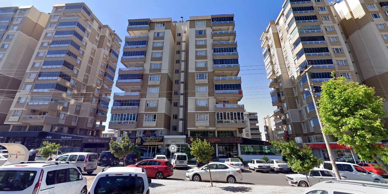 Depremde115 kişi ölmüştü: Rüzgarla yıkılacak bina yapmışlar