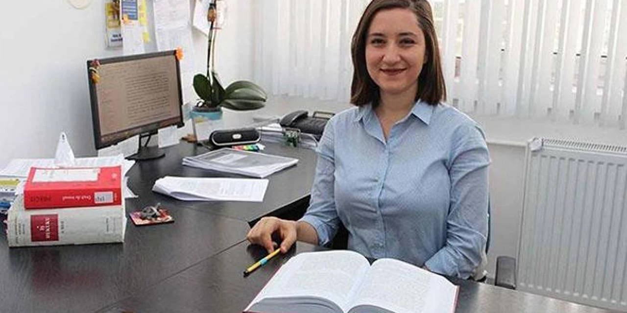 Öldürülen akademisyene 'hakaret' davasında verilen ceza Yargıtay'da kaldı