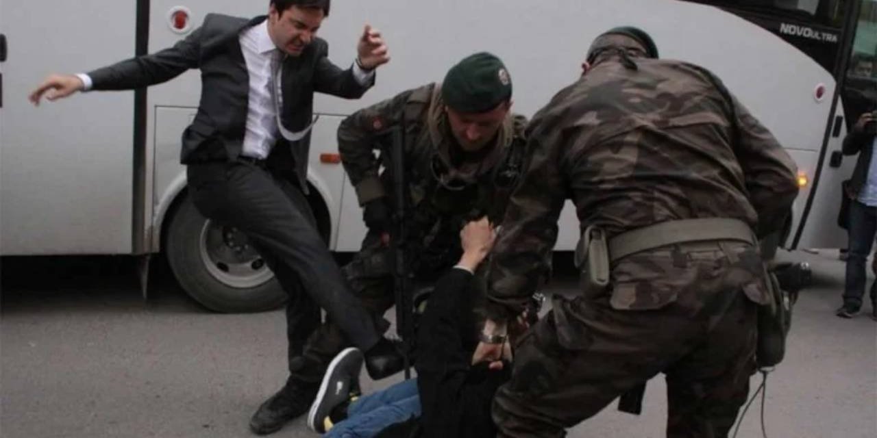 Soma'da madenci yakınını tekmeleyen Yusuf Yerkel'e yeni görev