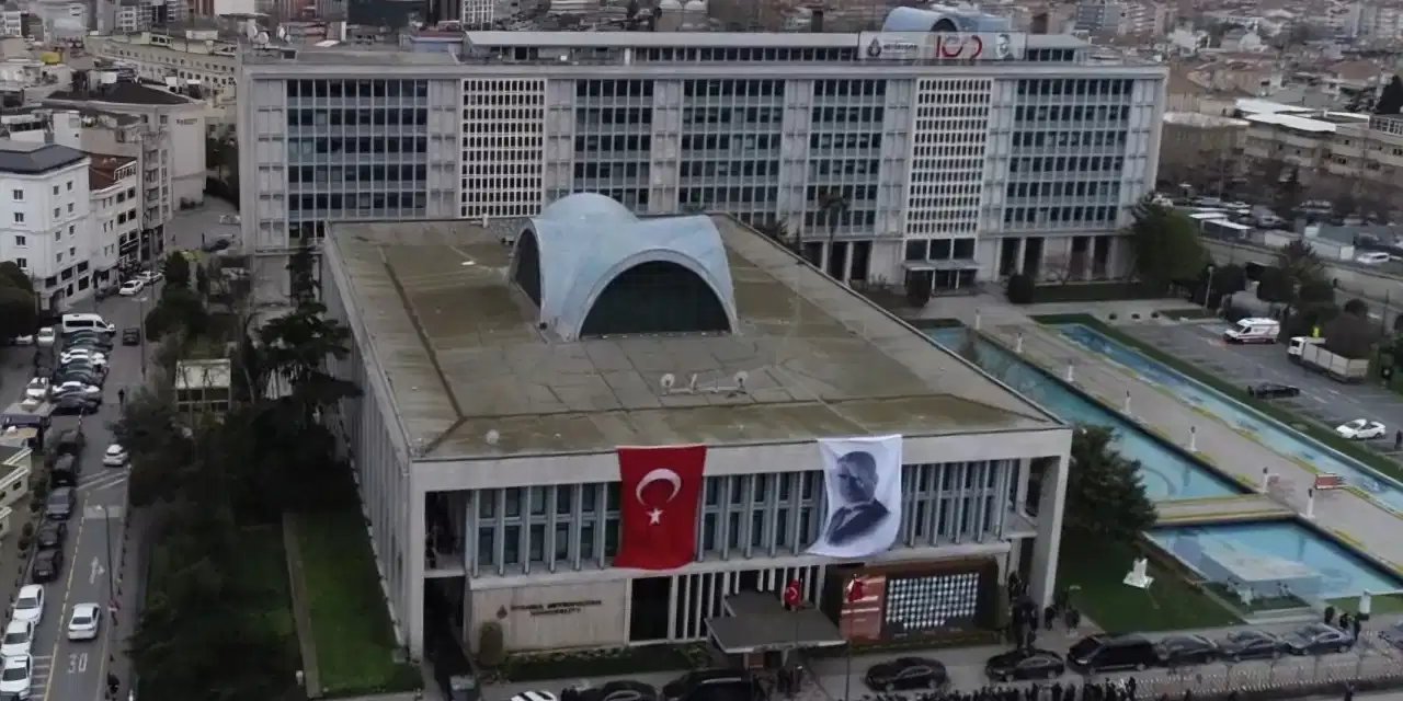İBB soruşturmasında 2 kişi gözaltına alındı