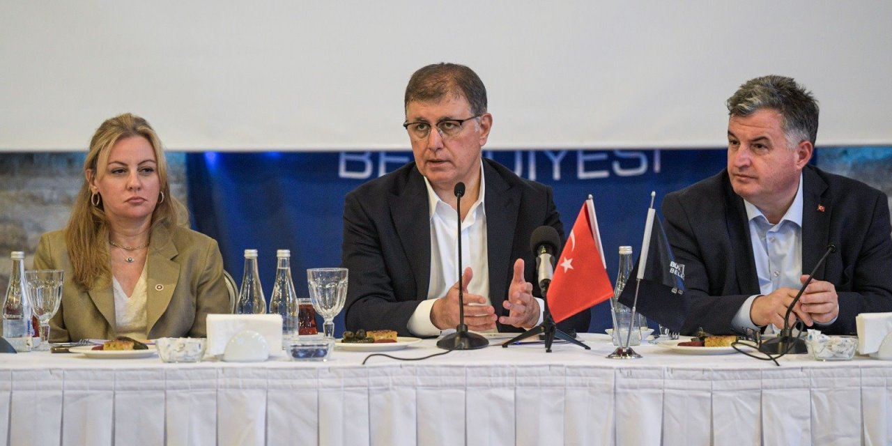 Başkan Tugay’dan “turizm konseyi” önerisi