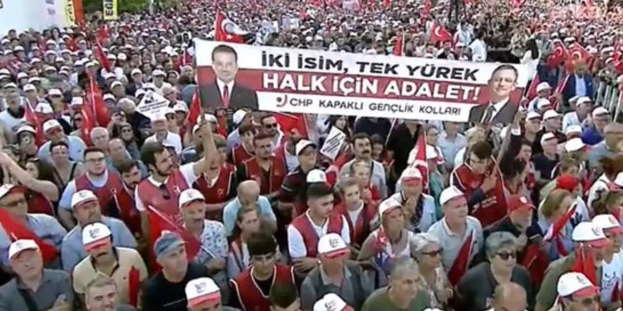 Özgür Özel Tekirdağ'da konuştu: Artık "kale siyaseti" bitmiştir