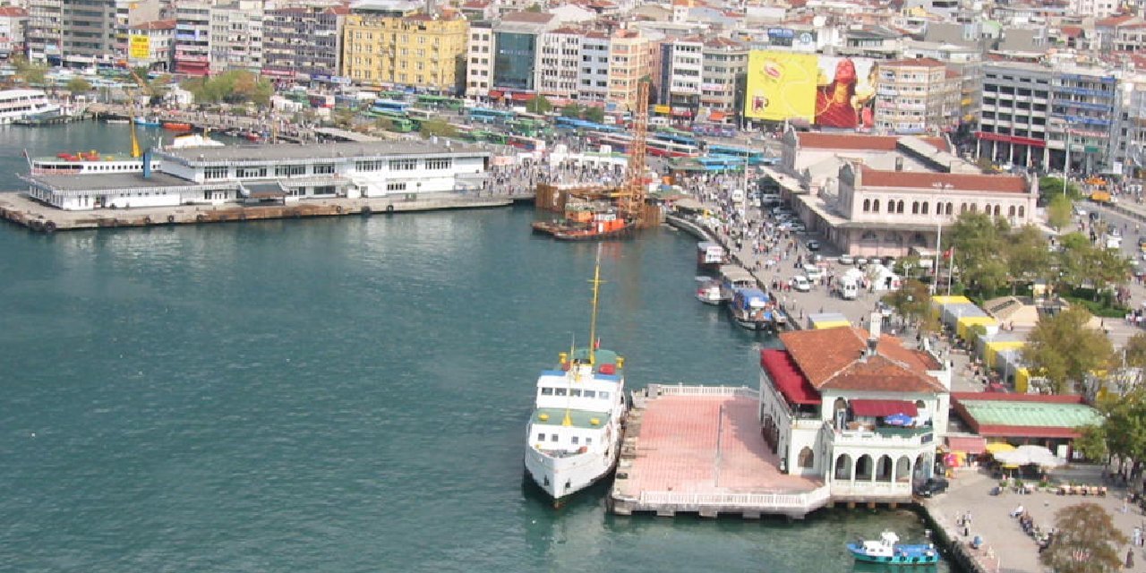 İstanbul'da yüksek sesle müzik dinleyenlere para cezası kesilecek