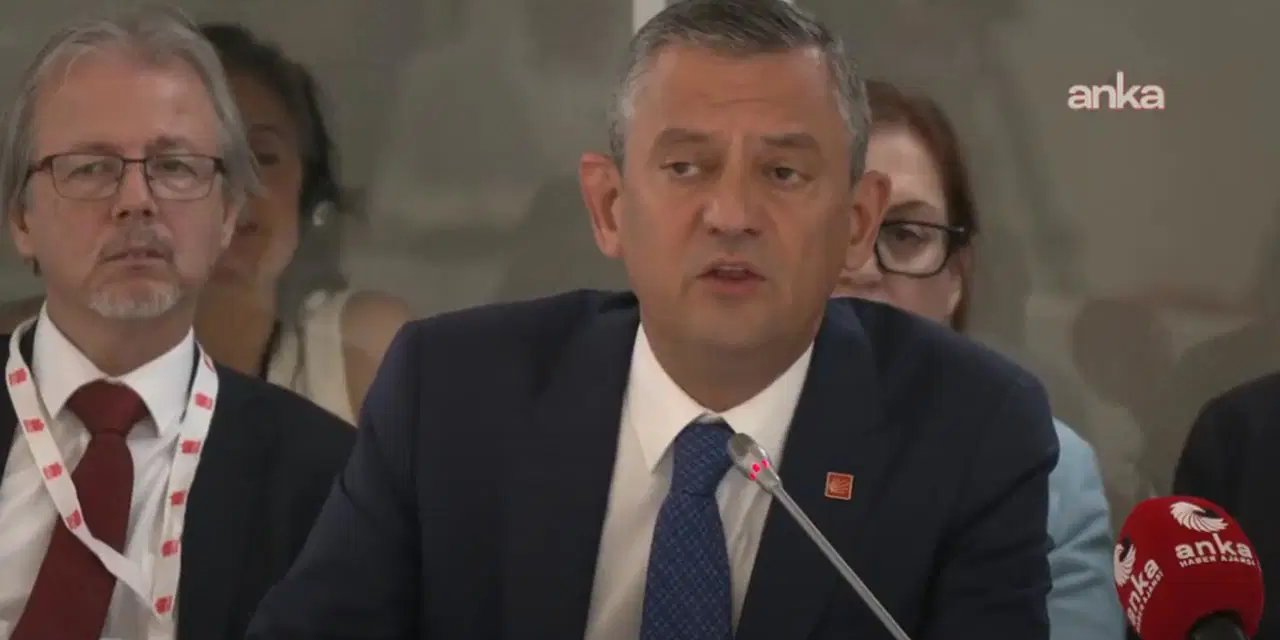 CHP Genel Başkanı Özgür Özel Brüksel'de konuştu: AB'ye 'Erdoğan' mesajı!