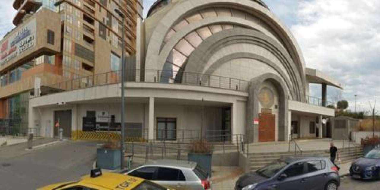 İBB'ye devredilmesi gereken otoparkı, müftülük üç ayrı şirkete kiraladı