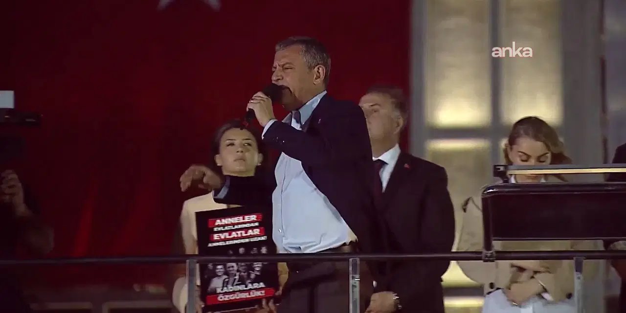 100. günde Saraçhane’de tarihi miting! ‘Direnişin başladığı yerde yine omuz omuzayız!’