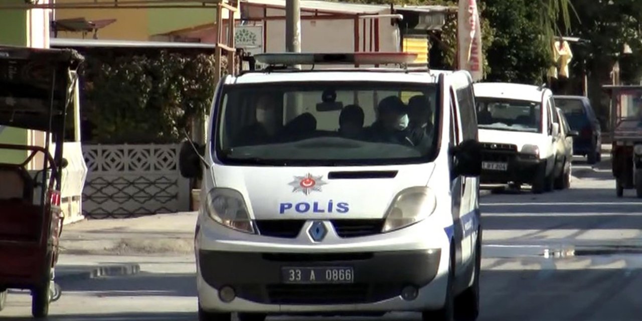 Mersin'de 4 dilde koronavirüs uyarısı