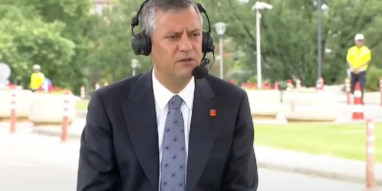 CHP lideri Özgür Özel'den 15 Temmuz'da dikkat çeken açıklama: 'Bir darbe sürecindeyiz'