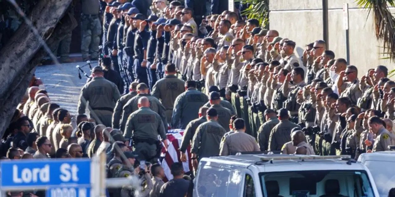 ABD'de polis merkezinde patlama: 3 polis hayatını kaybetti