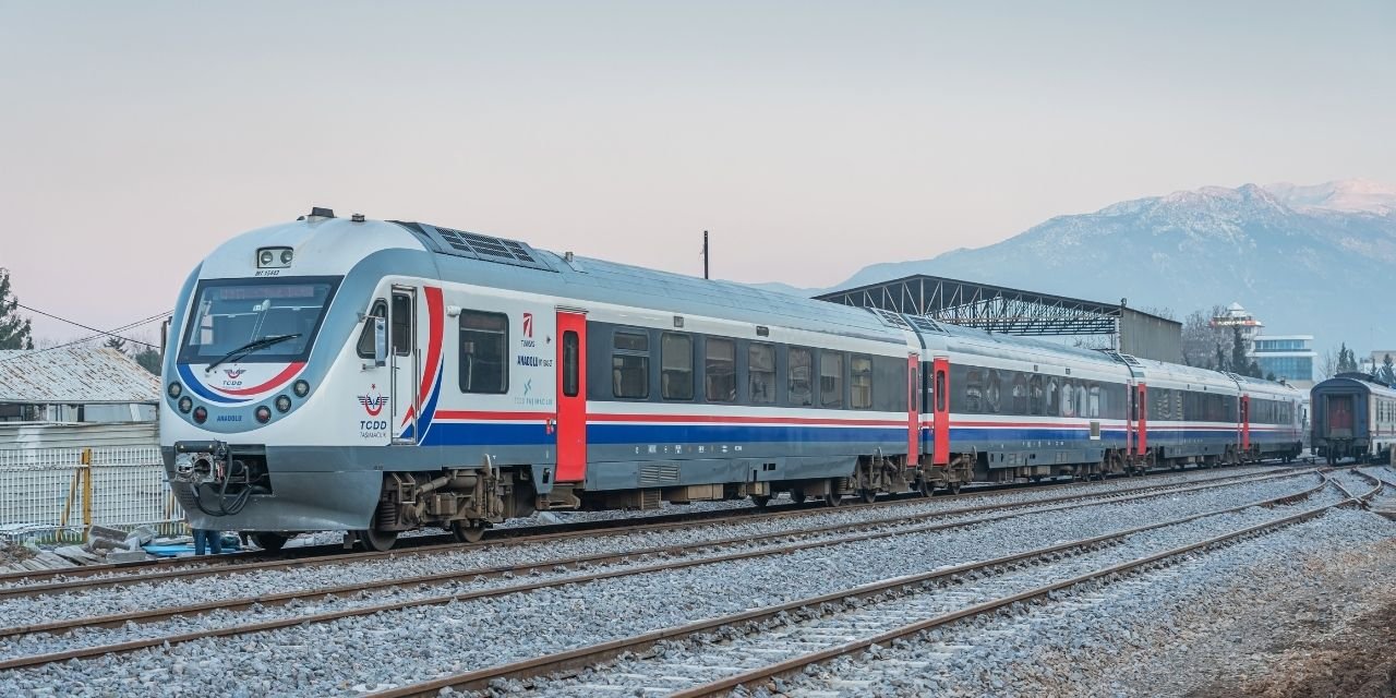 TCDD'nin 23 yılda 117,8 milyon TL'lik taşınmazı satıldı