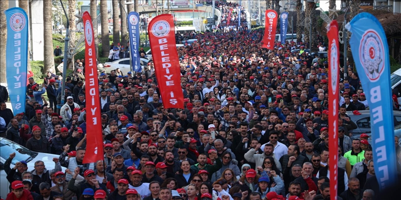 İzmir’de Toplu Sözleşme Krizi Çözüldü: İşçiler İşe Dönüyor, Çalışma Barışı Sağlandı