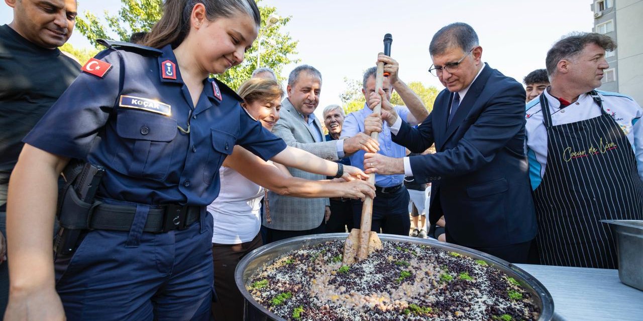 Tugay: İzmir de asla mücadeleyi bırakmaz