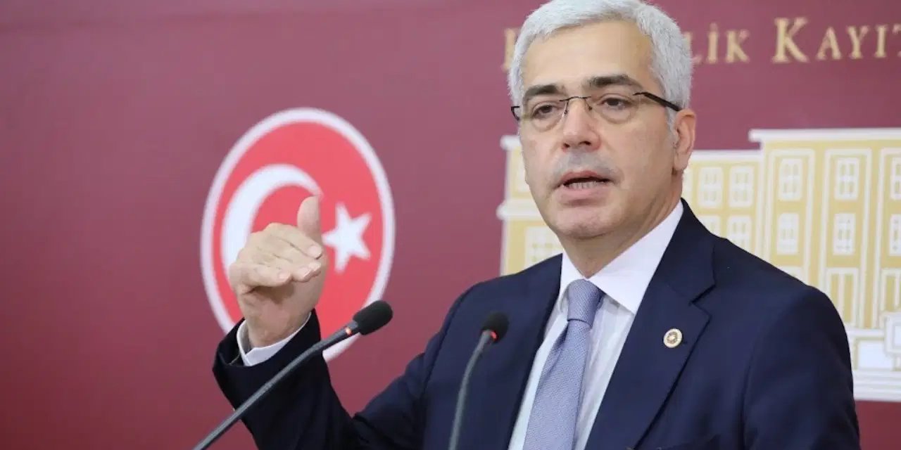 Salih Uzun'dan Memur-Sen'e sert eleştiri: İstemek değil, almak sendikacılıktır