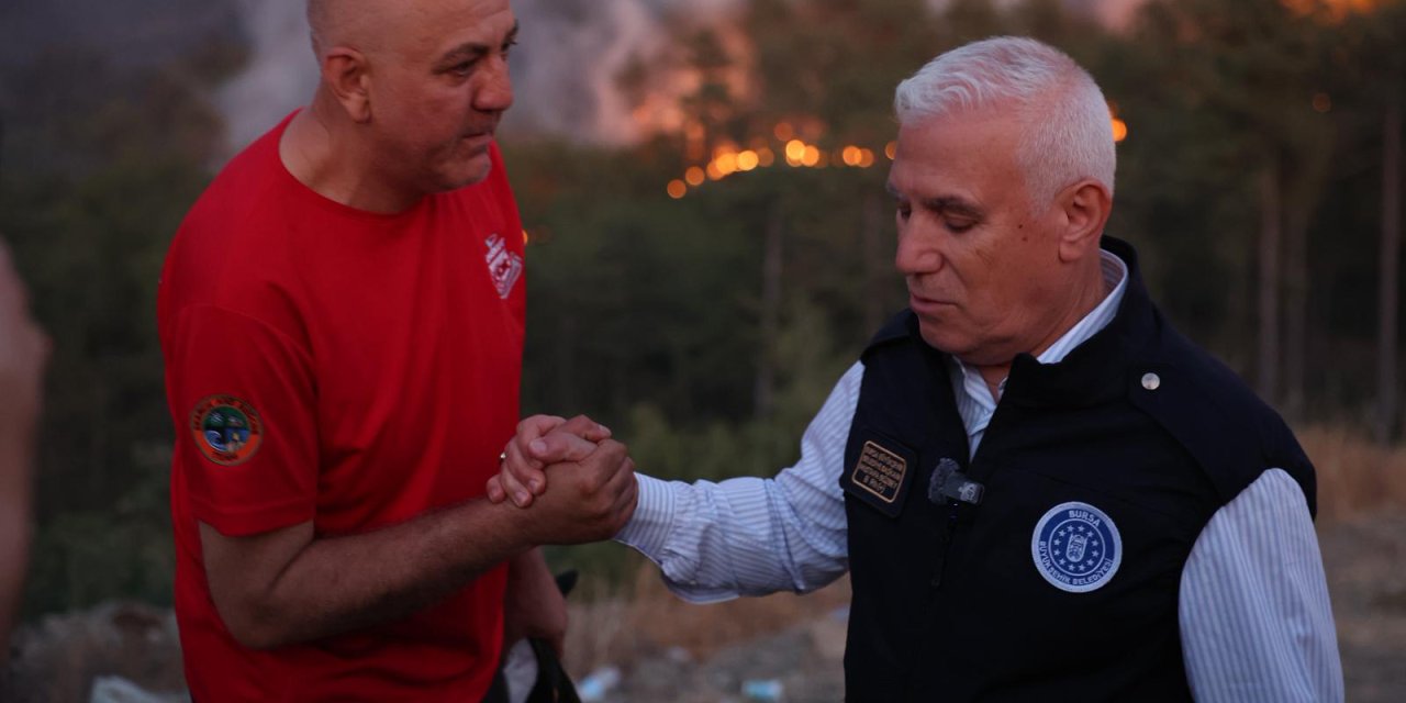 Başkan Bozbey, “Yangının 6 farklı bölgede bir anda başlamış olması düşündürücü”
