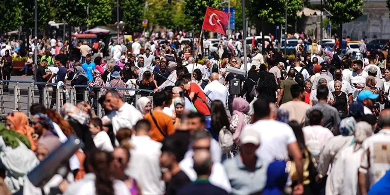 TÜİK istatistikleri: Türkiye'de ortalama yaşam süresi 78,1 yıla yükseldi
