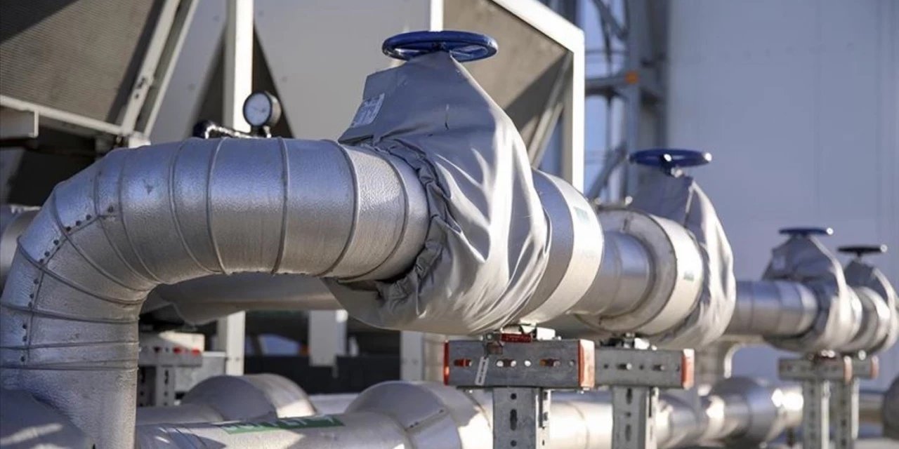 Türkiye'den Suriye'ye ilk doğal gaz akışı başladı