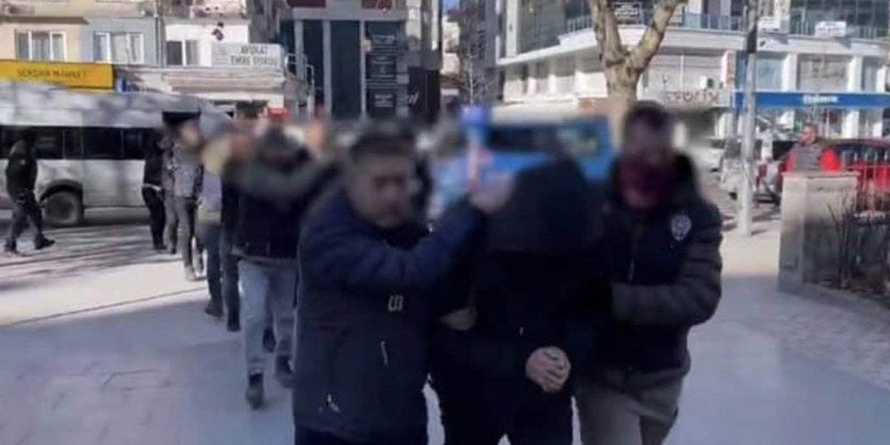 Dolandırıcılık da seviye atladı: 6 Şubat depremlerini fırsat bilen dolandırıcılar Çevre ve Şehircilik Bakanlığı’nı mesken tutmuş!