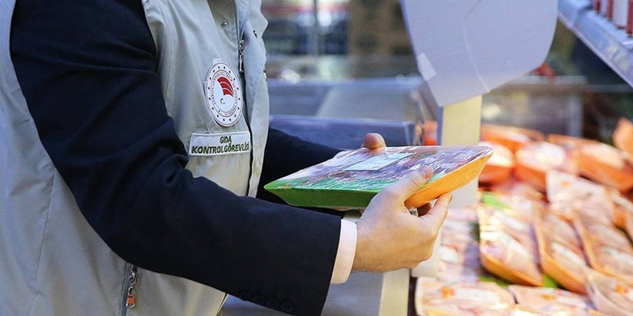 Bakanlık tek tek ifşa etti: Sucukta domuz eti, peynirde mantar ilacı...