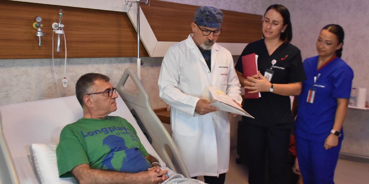 Öksürük şikayetiyle hastaneye gitti, akciğerinden diş implantı çıktı