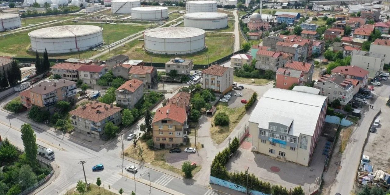 Kocaeli'nin bir mahallesi ile sanayi bölgesi iç içe geçti: 'Huzur istiyoruz'