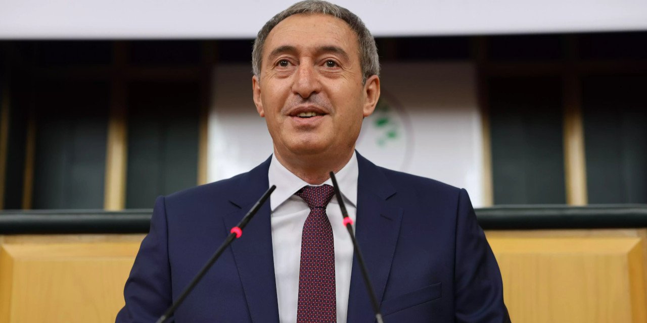 DEM Partili Bakırhan: Öcalan'ın kendi halkıyla buluşması gerekiyor