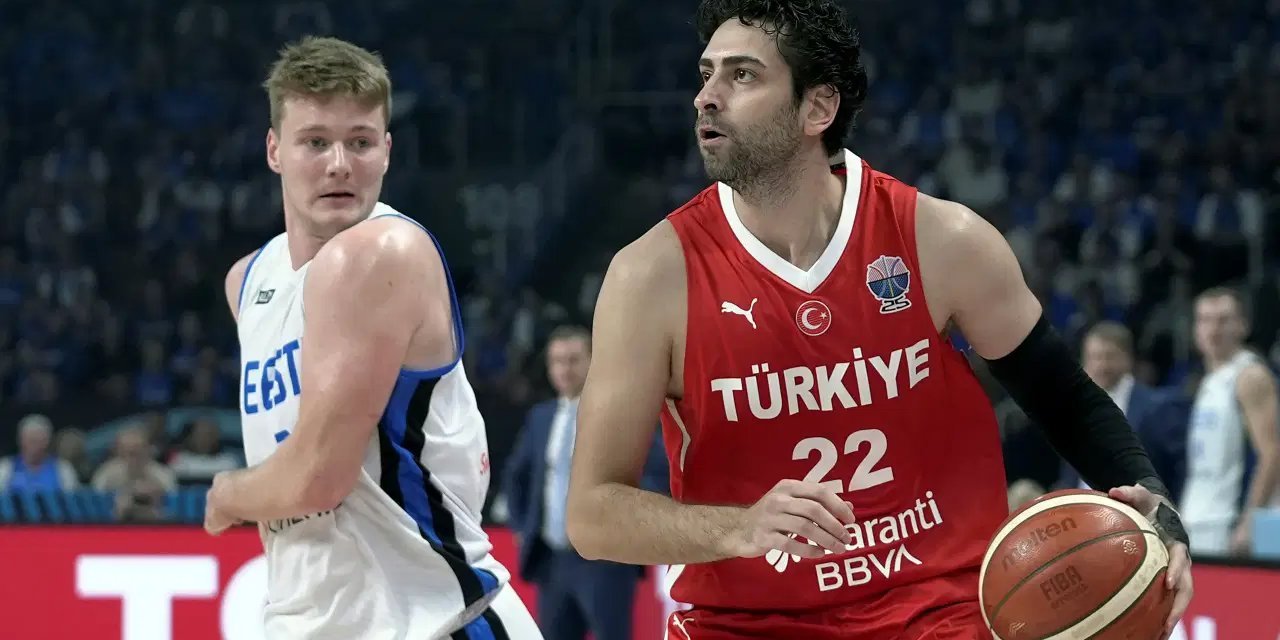 12 Dev Adam Avrupa'da namağlup devam ediyor: Estonya'yı da devirdiler