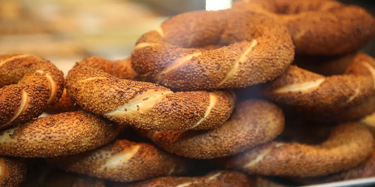Esnaf odalarından ortak açıklama: Simit fiyatlarına zam ertelendi!