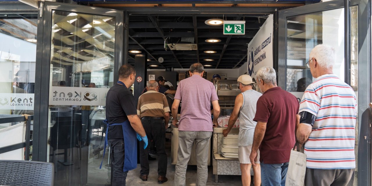 İzmirlilerin bütçesine dost: Kent Lokantaları