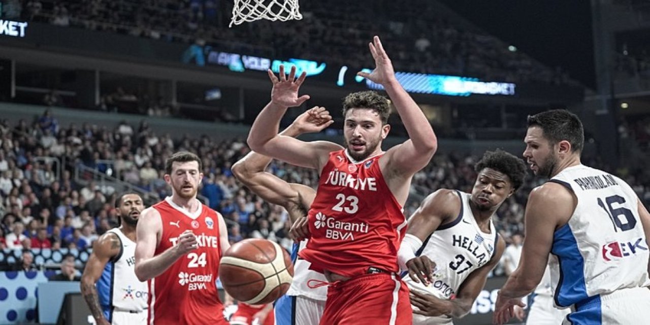 Ertuğrul Özkök: Yunanistan’ı Dağıtan Türk Milli Takımının “Bandırma K.” Sırrı