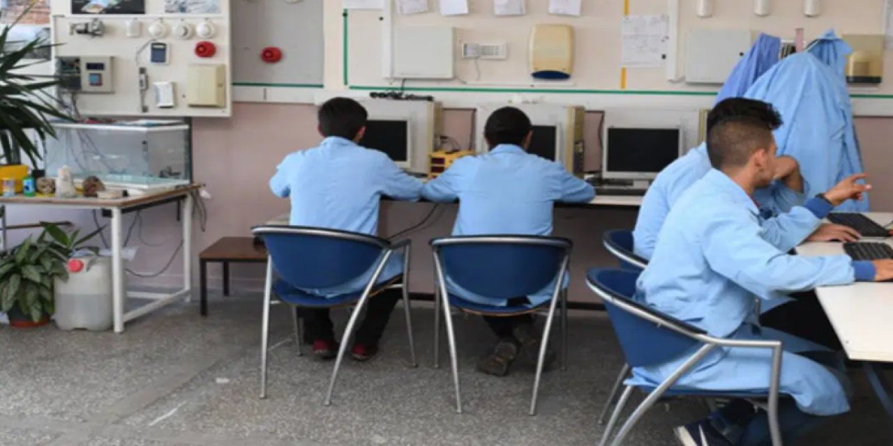 Meslek ortaokullarında yeni dönem: ‘Küçük yaşta işçi oluyorlar’