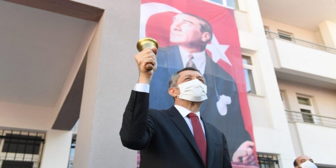 Yüz yüze eğitim başladı, '600'ün üzerinde eğitimci koronavirüslü'