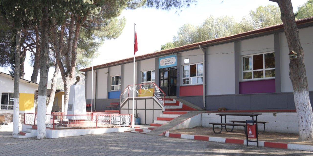 İzmir’in okullarında veli ve Büyükşehir iş birliği